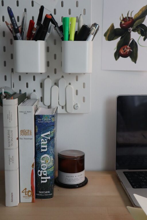 Simple Ways to Reduce Household Paper Clutter for a Cleaner Home